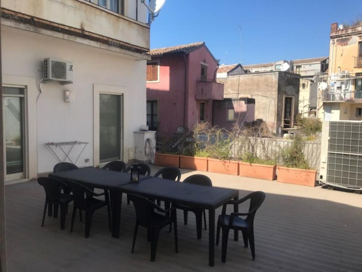 Suite Con Terrazza In Centro Storico CTA Exterior foto