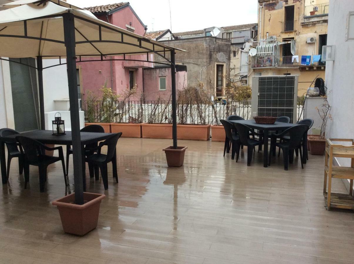 Suite Con Terrazza In Centro Storico CTA Exterior foto